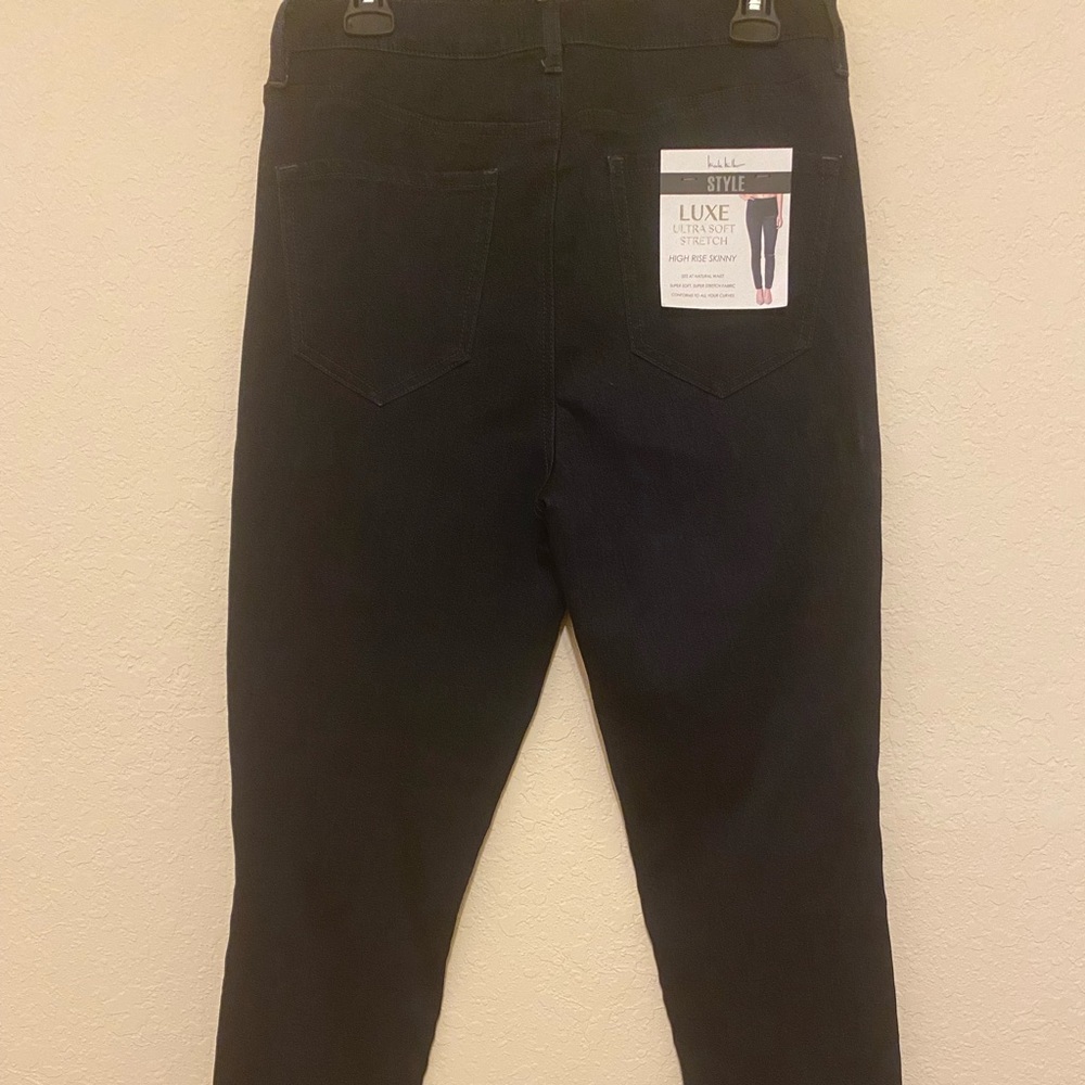 Brans New pair of Jeans